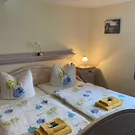 Bauernhofpension Buechsenschuetz * Harbshausen