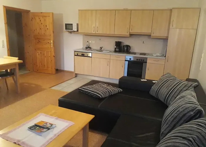 Bauernhofpension Buechsenschuetz مزرعة للإقامة *