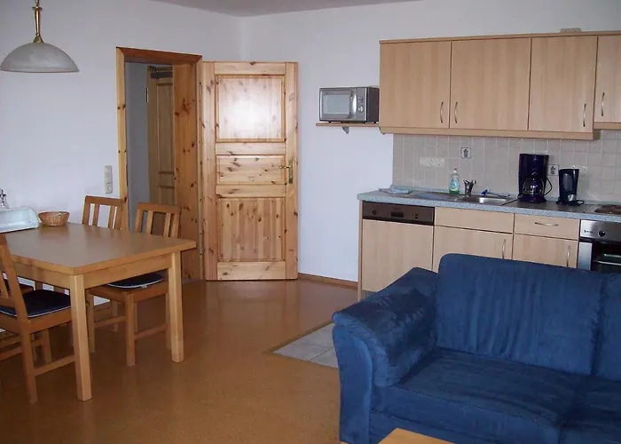 Bauernhofpension Buechsenschuetz * Harbshausen