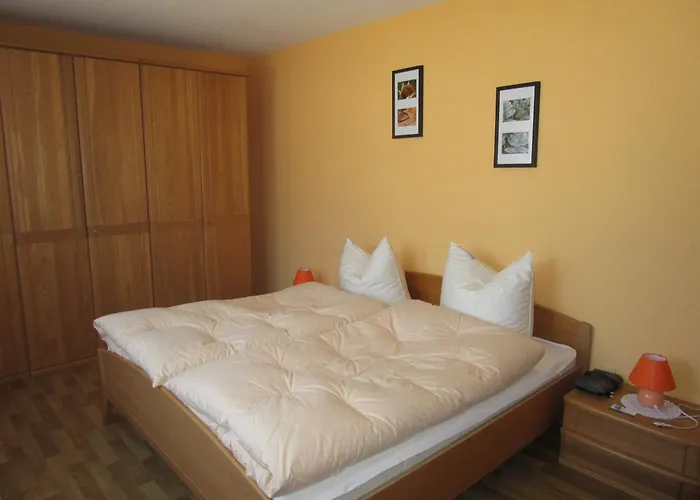 Bauernhofpension Buechsenschuetz * Harbshausen